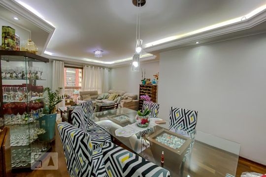 Sala de apartamento para alugar com 4 quartos, 130m² em Vila Regente Feijó, São Paulo