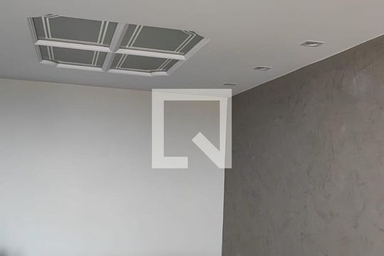 Apartamento à venda com 3 quartos, 64m² em Vila Amélia, São Paulo