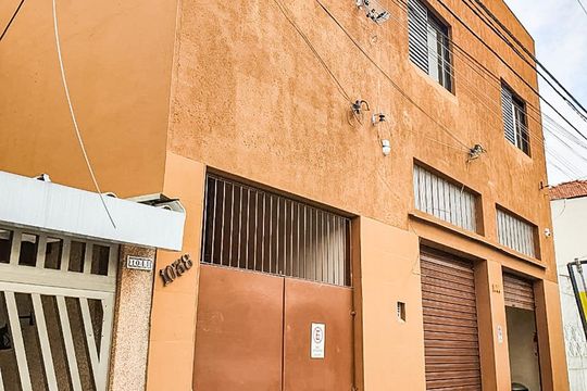 Fachada de casa à venda com 3 quartos, 300m² em São José, São Caetano do Sul