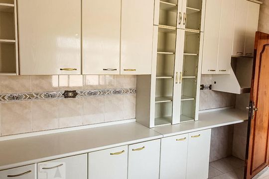 Cozinha de casa à venda com 3 quartos, 300m² em São José, São Caetano do Sul