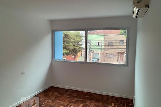 Quarto 1 de casa para alugar com 6 quartos, 400m² em Vila Mariana, São Paulo