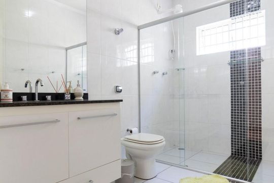 Banheiro Social de casa à venda com 2 quartos, 120m² em Vila Parque Jabaquara, São Paulo