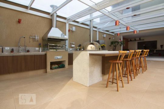 Casa à venda com 3 quartos, 417m² em Vila Paulicéia, São Paulo