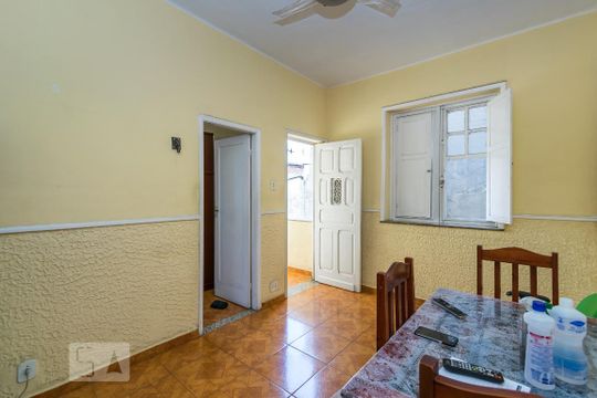 Apartamento para alugar com 2 quartos, 60m² em Ramos, Rio de Janeiro