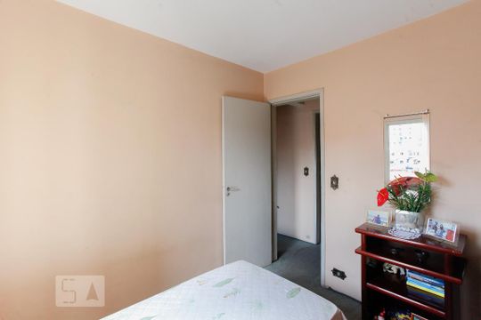Quarto 1 de apartamento para alugar com 2 quartos, 97m² em Vila Guarani (z Sul), São Paulo