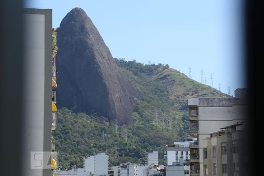 Vista da Suíte de apartamento à venda com 2 quartos, 62m² em Grajaú, Rio de Janeiro