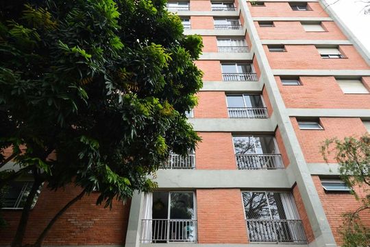 Fachada de apartamento para alugar com 2 quartos, 69m² em Pinheiros, São Paulo