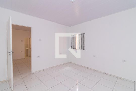 Quarto de casa para alugar com 1 quarto, 70m² em Vila Buenos Aires, São Paulo