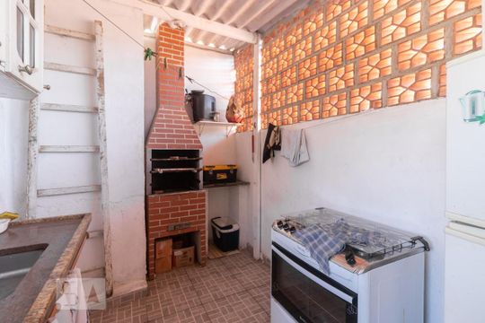 Área comum de casa à venda com 2 quartos, 118m² em Jardim Maringá, São Paulo