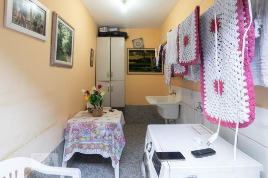 Área de Serviço de casa à venda com 2 quartos, 118m² em Jardim Maringá, São Paulo