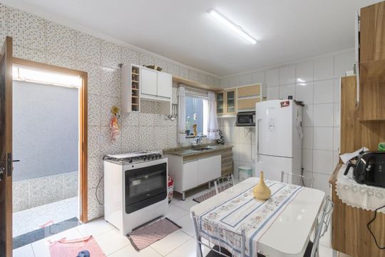 Cozinha de casa à venda com 2 quartos, 118m² em Jardim Maringá, São Paulo
