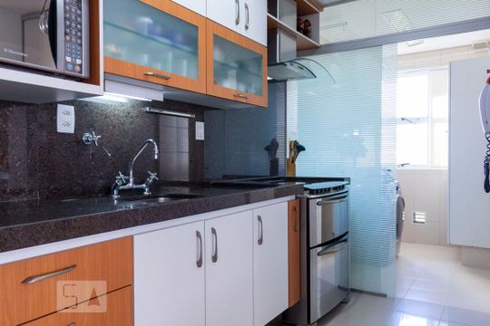 Cozinha de apartamento à venda com 2 quartos, 155m² em Vila Mariana, São Paulo