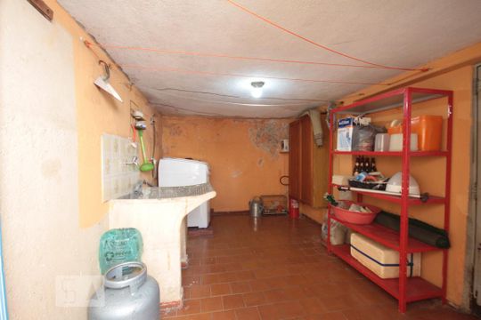 Área de serviço de casa à venda com 4 quartos, 200m² em Saúde, São Paulo