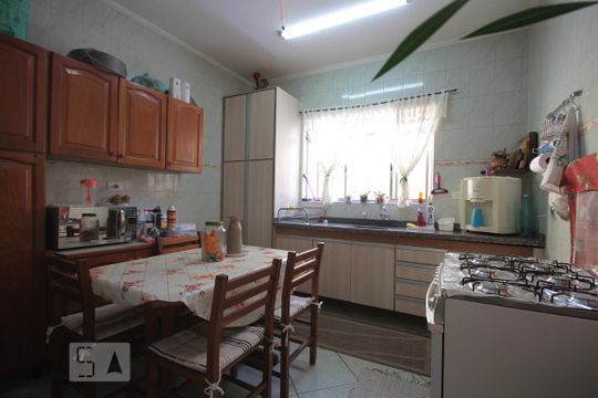 Cozinha de casa à venda com 4 quartos, 200m² em Saúde, São Paulo