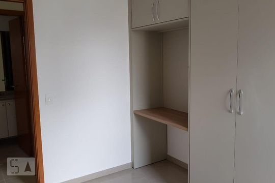 Suíe de apartamento para alugar com 2 quartos, 67m² em Vila Azevedo, São Paulo
