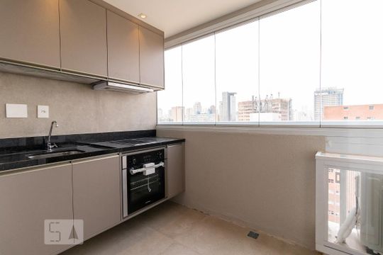 Cozinha de kitnet/studio para alugar com 1 quarto, 27m² em Jardim Paulistano, São Paulo