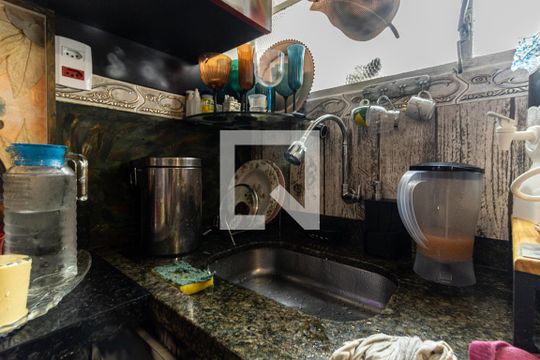 Cozinha de kitnet/studio para alugar com 1 quarto, 35m² em Vila Buarque, São Paulo