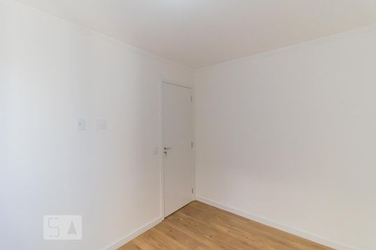 Quarto 2 de apartamento à venda com 2 quartos, 40m² em Itaquera, São Paulo