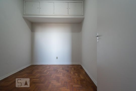 Quarto de Serviço de apartamento para alugar com 3 quartos, 107m² em Santo Amaro, São Paulo