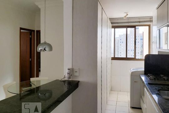 Apartamento para alugar com 2 quartos, 70m² em Setor Bueno, Goiânia