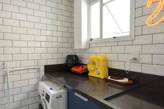 Área de serviço de apartamento para alugar com 1 quarto, 60m² em Cerqueira César, São Paulo