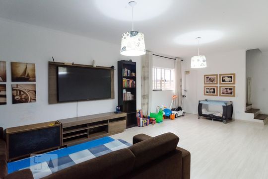Casa à venda com 3 quartos, 140m² em Jardim Satélite, São Paulo