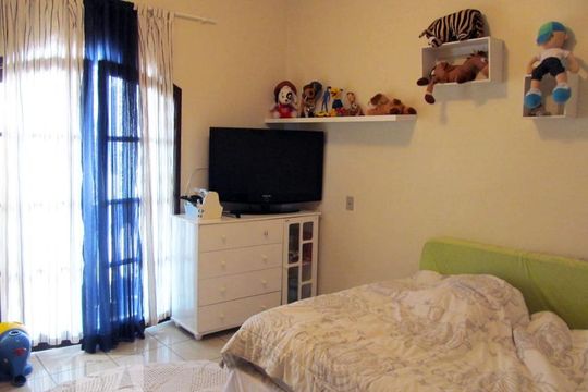 Quarto de casa à venda com 5 quartos, 480m² em Vila Palmeiras, São Paulo