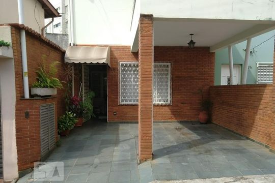 Garagem de casa à venda com 3 quartos, 200m² em Água Fria, São Paulo
