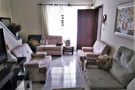 Sala de casa à venda com 3 quartos, 200m² em Água Fria, São Paulo