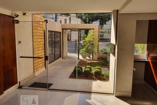 Apartamento para alugar com 3 quartos, 110m² em Sion, Belo Horizonte