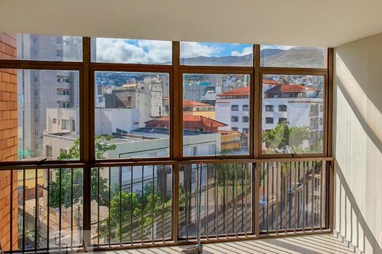 Apartamento para alugar com 3 quartos, 110m² em Sion, Belo Horizonte