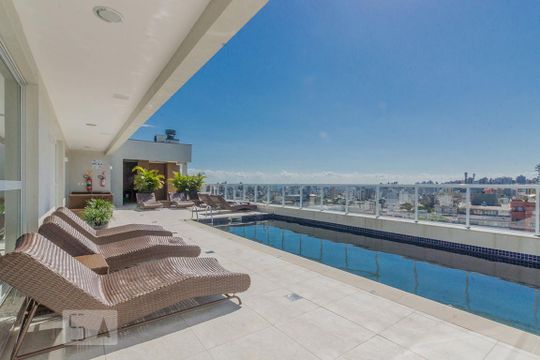 Área comum - Piscina de apartamento à venda com 2 quartos, 66m² em Petrópolis, Porto Alegre