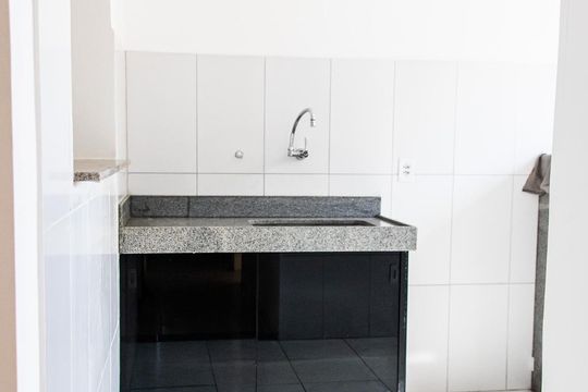 Cozinha de apartamento para alugar com 3 quartos, 70m² em Castelo, Belo Horizonte