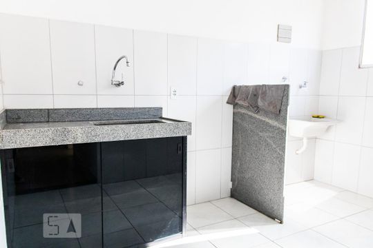 Cozinha e Área de Serviço de apartamento para alugar com 3 quartos, 70m² em Castelo, Belo Horizonte