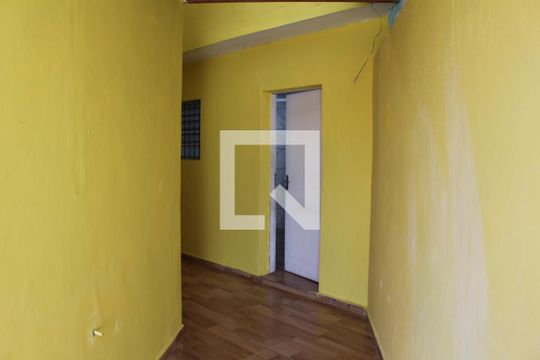 Área comum de casa para alugar com 3 quartos, 250m² em Jardim Ivone, São Paulo