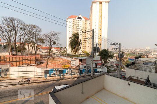 Vista varanda gourmet e quarto 2 de apartamento para alugar com 2 quartos, 51m² em Ponte Grande, Guarulhos
