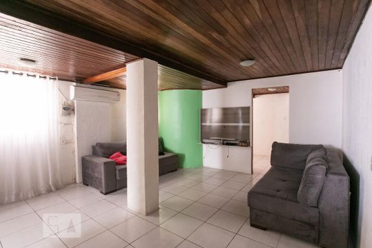 Sala de casa à venda com 4 quartos, 111m² em Glória, Porto Alegre