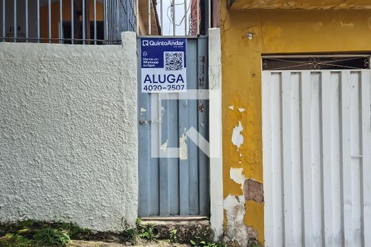 Plaquinha Instalada de casa para alugar com 1 quarto, 50m² em Santa Tereza, Belo Horizonte