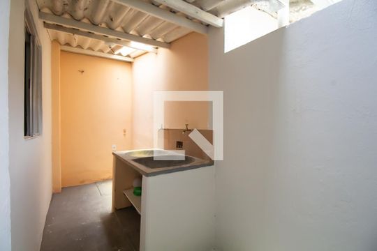Área de Serviço de casa para alugar com 1 quarto, 50m² em Santa Tereza, Belo Horizonte