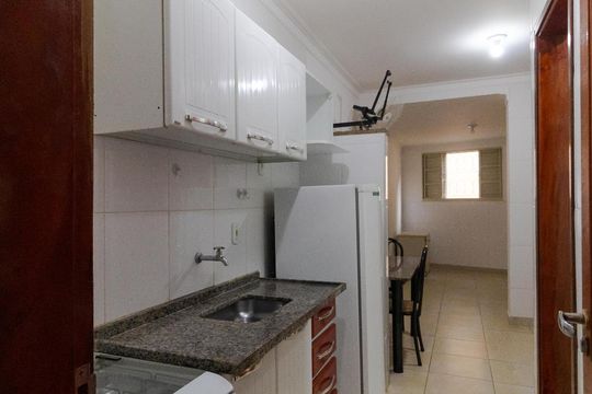 Cozinha de kitnet/studio para alugar com 1 quarto, 30m² em Cidade Universitária, Campinas