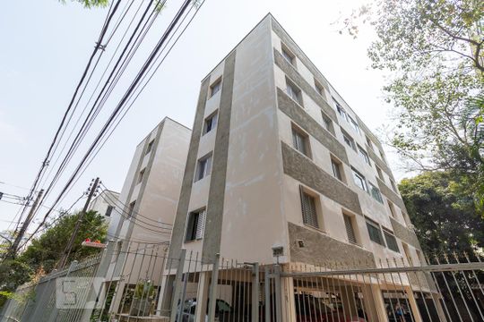 Fachada de apartamento para alugar com 3 quartos, 60m² em Pinheiros, São Paulo