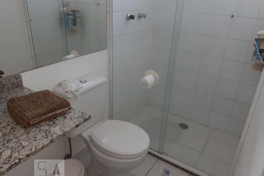 Banheiro da suíte de apartamento à venda com 2 quartos, 62m² em Saúde, São Paulo