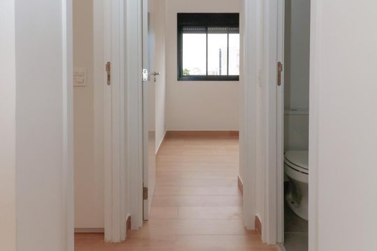Corredor de apartamento à venda com 2 quartos, 57m² em Pinheiros, São Paulo