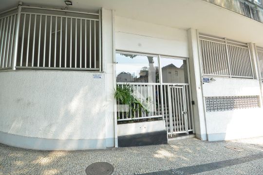 Fachada de apartamento à venda com 3 quartos, 85m² em Humaitá, Rio de Janeiro