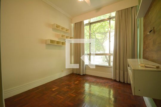 Quarto 1 de apartamento à venda com 3 quartos, 85m² em Humaitá, Rio de Janeiro