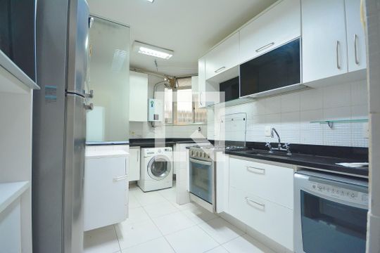 Cozinha de apartamento à venda com 3 quartos, 85m² em Humaitá, Rio de Janeiro