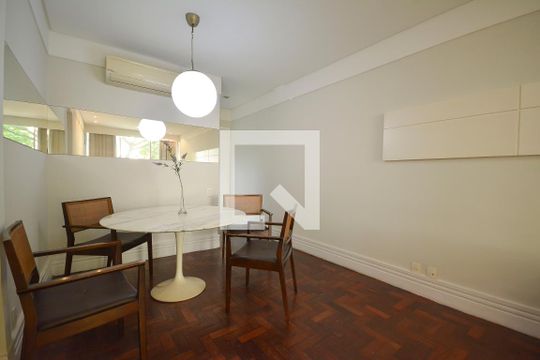 Sala de apartamento à venda com 3 quartos, 85m² em Humaitá, Rio de Janeiro