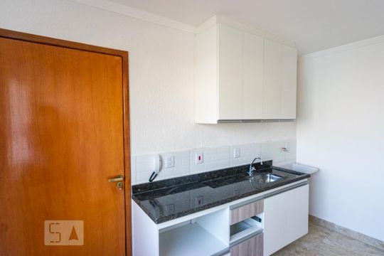 Cozinha de kitnet/studio para alugar com 1 quarto, 32m² em Vila Prudente, São Paulo