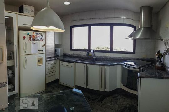 Cozinha de apartamento à venda com 3 quartos, 155m² em Jardim Anália Franco, São Paulo