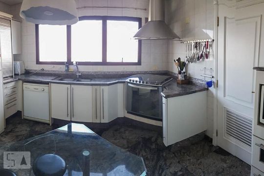 Cozinha de apartamento à venda com 3 quartos, 155m² em Jardim Anália Franco, São Paulo